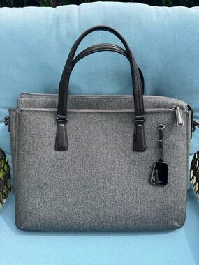 Auth Tumi Laptop Briefcase